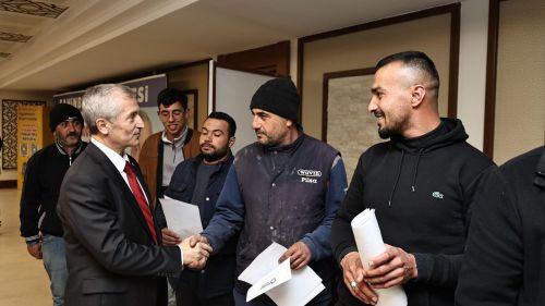 Tahmazoğlu çiftçilerle buluştu